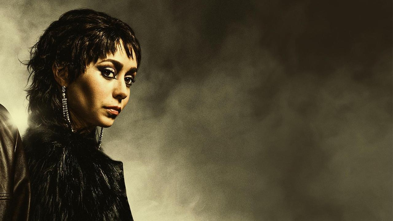 الممثلة - كريستين ميلوتي - في مسلسل البطريق - HBO الممثلة - كريستين ميلوتي - في مسلسل البطريق - HBO